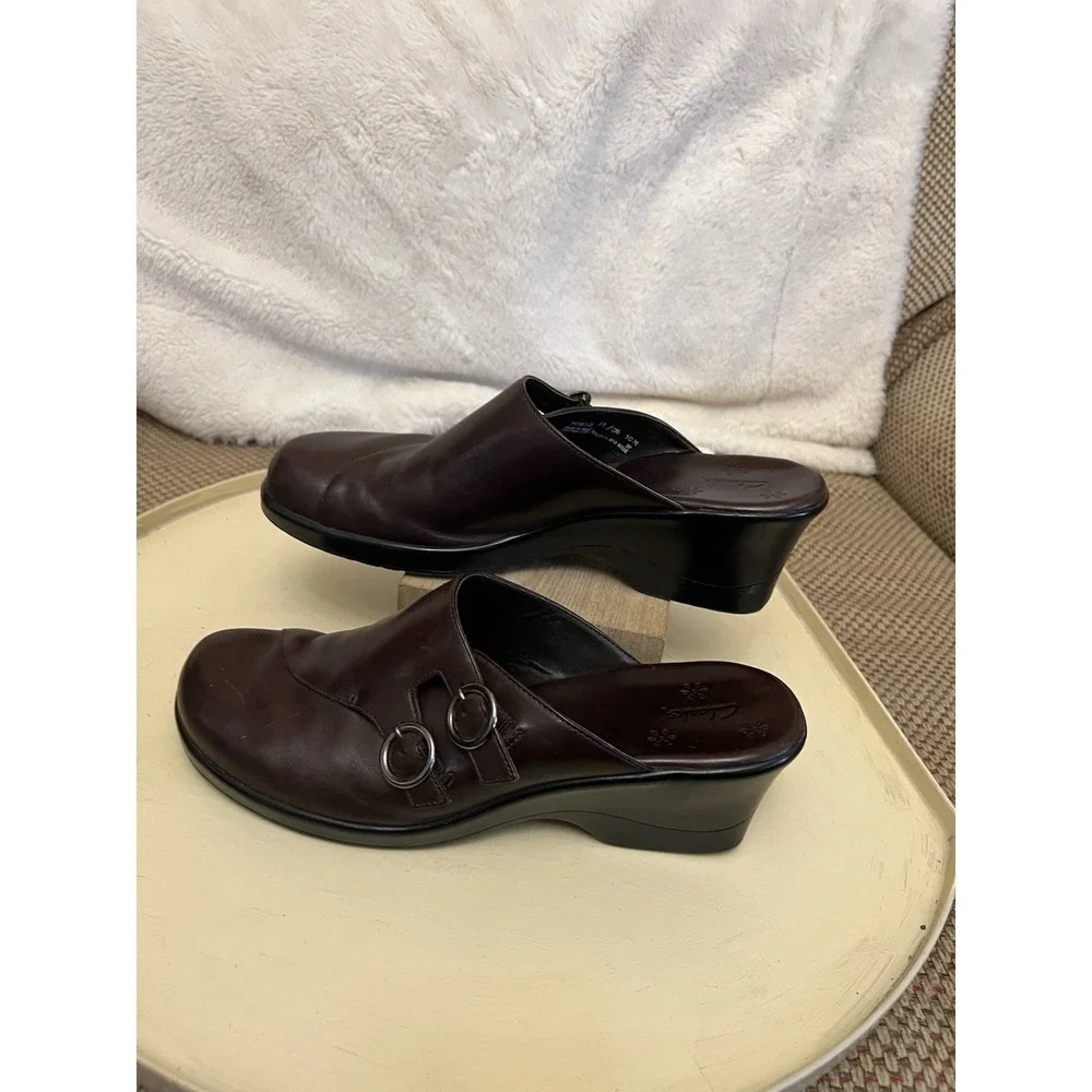 Clarks Slide Clogs Womens Sz 10 Dark-Brown Leather 2-Buckle Slip-On Mules Bendy